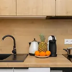 Apartment Pet-friendly Kokoryczki By Renters Warschau